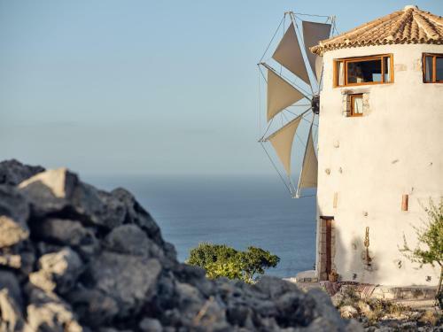 Villa Anemomilos