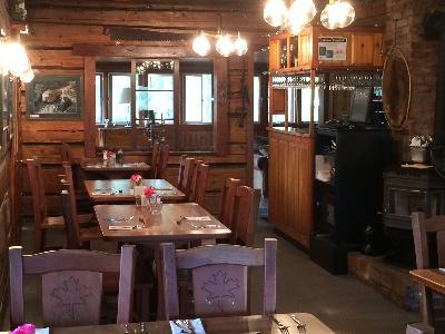 Hotel Helmcken Falls Lodge - Standard