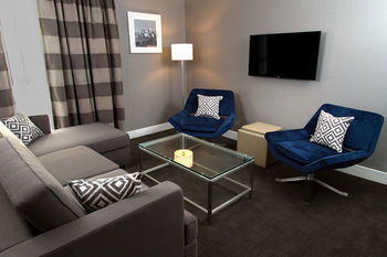 Hotel Sandmanedmonton West