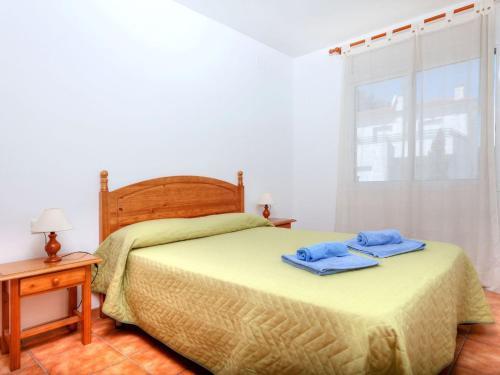 Apartment Roses I Llan��