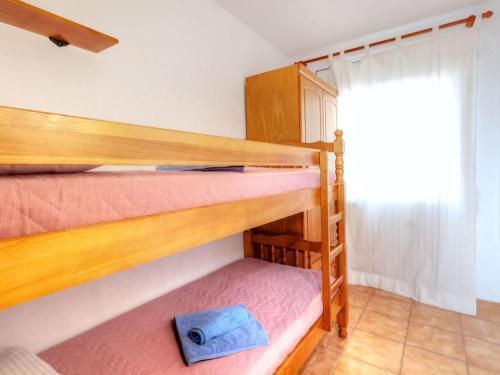 Apartment Roses I Llan��