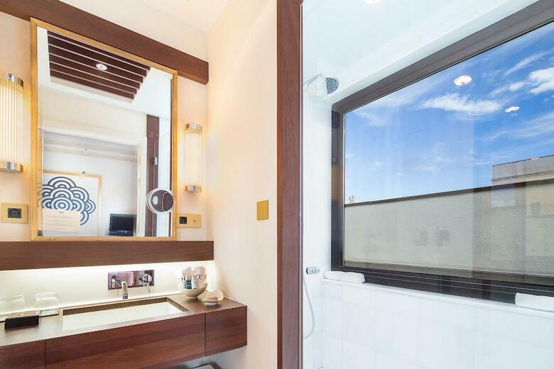 Hotel Do Pla�a Reial G.l.