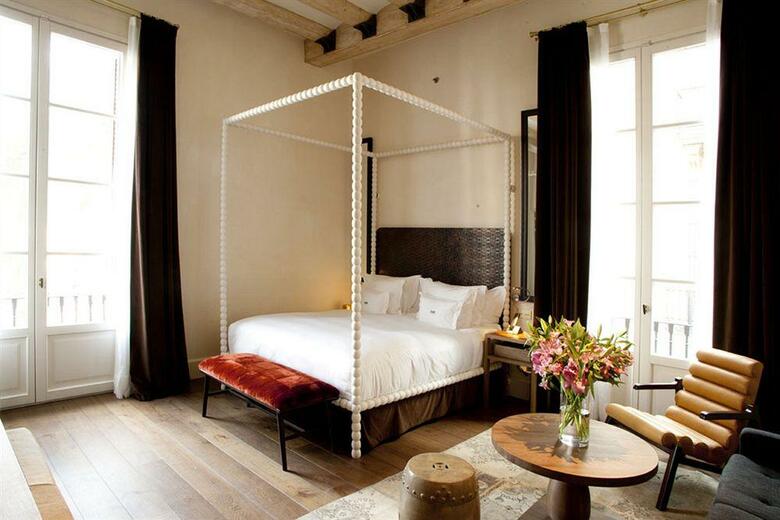 Hotel Do Pla�a Reial G.l.