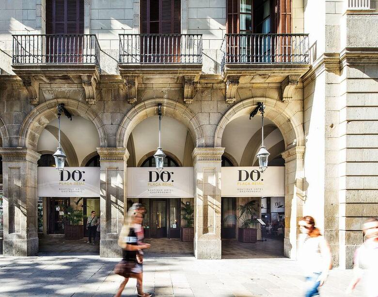 Hotel Do Pla�a Reial G.l.