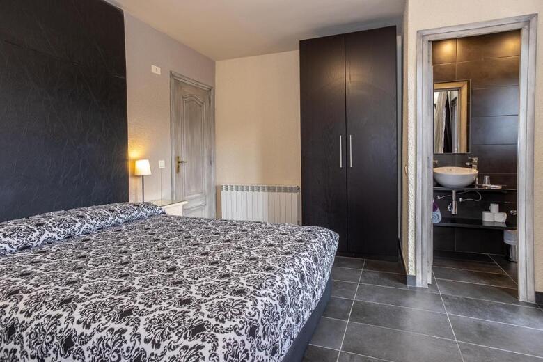 Hostal Fonda Mat�a