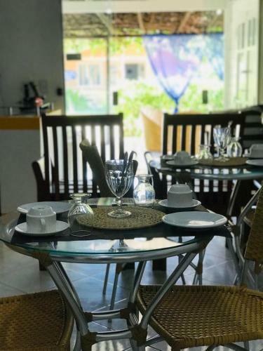 Bed & Breakfast Pousada Portal Dos Golfinhos