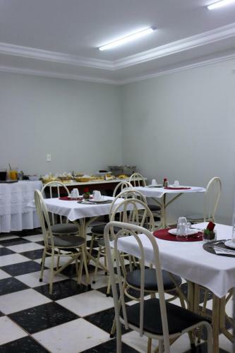 Hotel Rio Verde