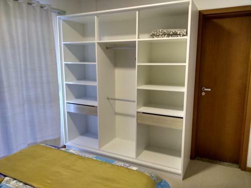 Apartamento Royal 101 - 2 Quartos, 5 H�spedes, 350m Da Praia