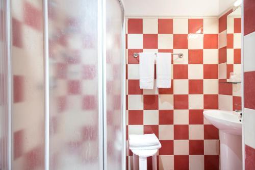 Hostal Pensi�n Nuevas Artes