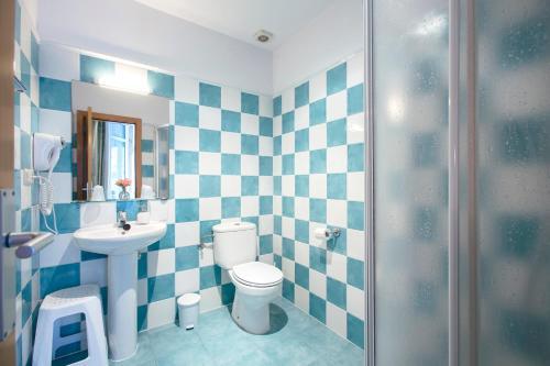 Hostal Pensi�n Nuevas Artes