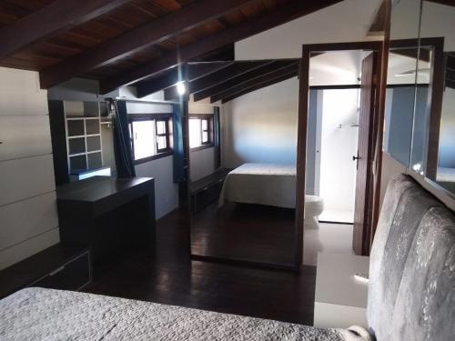 Bombinhas Bombas - Casa 6 Pax - Cod 331