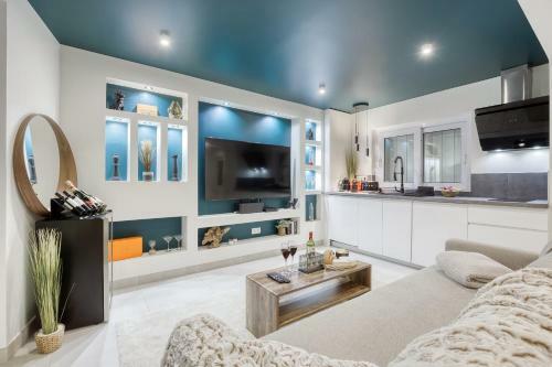 Villa Luxury Collection & Resorts