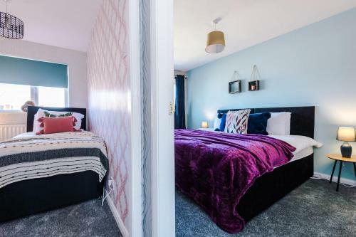 Cheerful 3 Bedroom Home With Parking In Chester