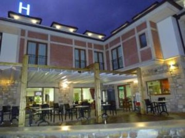 Hotel Valle De Cabez�n