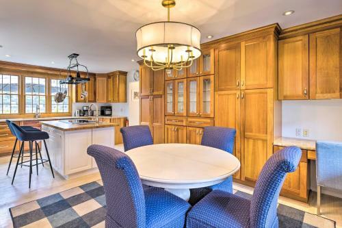 Beautiful Hampton Bays Home With Private Pool!
