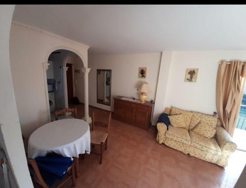 Calahonda 2 Bed Apartment Close To The Beach