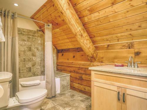 Cedarwood Lodge
