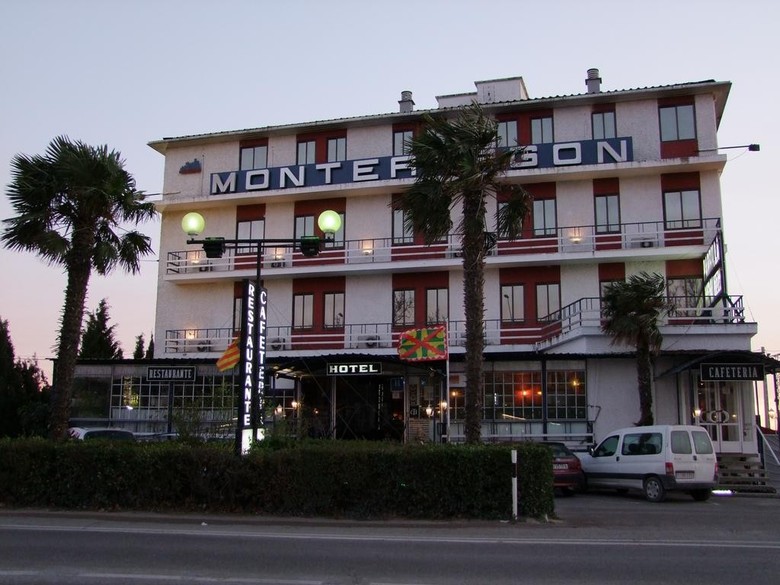 Hotel Montearag�n