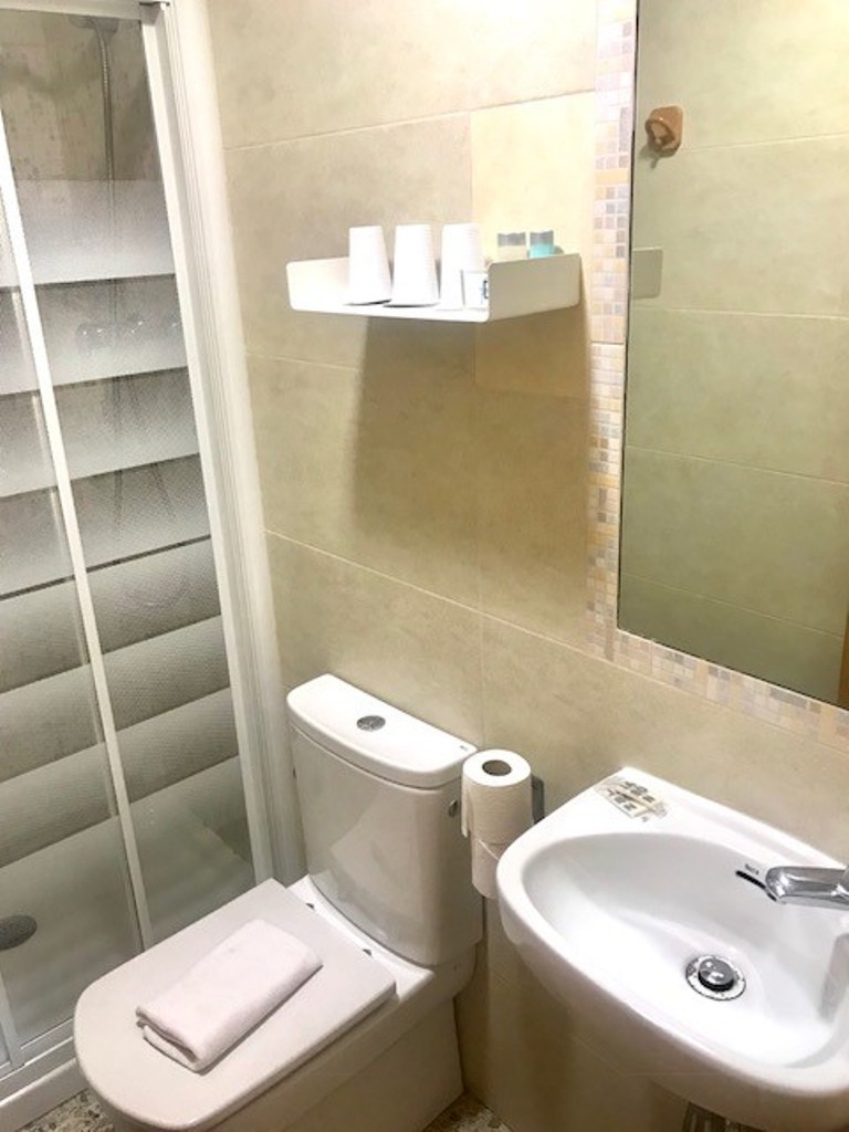 Hostal Badalona