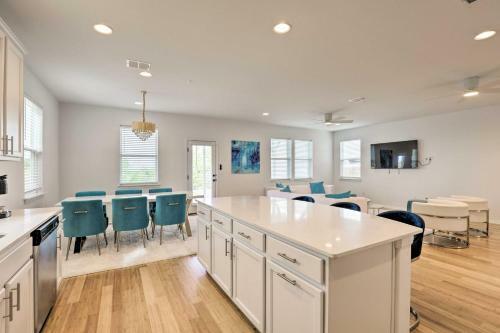 Contemporary Austin Retreat About 11 Mi To Dtwn!