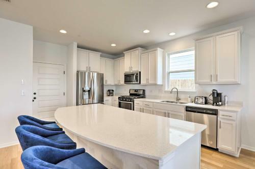 Contemporary Austin Retreat About 11 Mi To Dtwn!