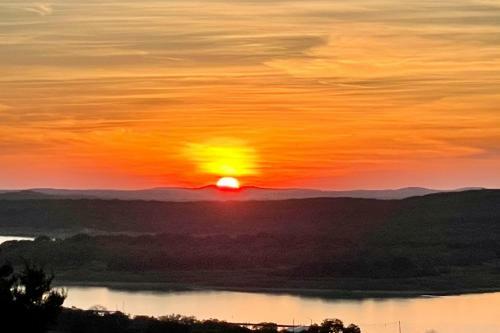 Fawn Ridge Retreat
