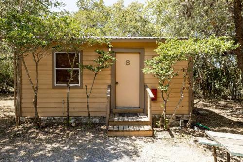 Hotel The Historic Leakey Inn
