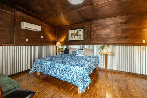 Hotel The Historic Leakey Inn
