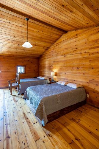Hotel The Historic Leakey Inn