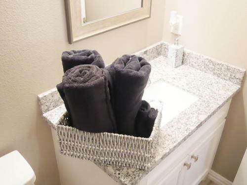 Luxury 3bd 3 1/2 Bath In Heart Of Houston!