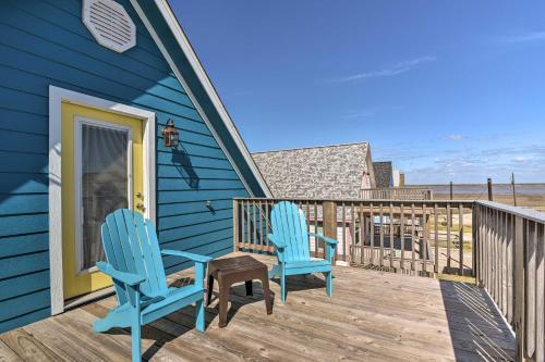 Sun-soaked Texas Getaway With Multiple Decks!