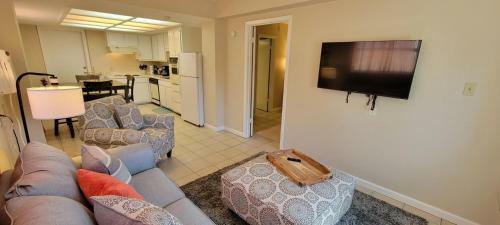 Atol Quad 4 Home