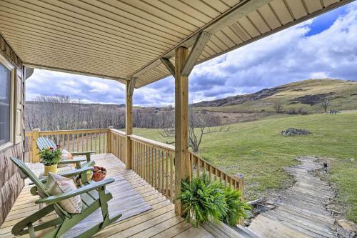 Apartamento Scenic, Authentic Cabin With Sweeping Mtn Views
