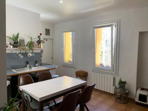 Apartamento Ecusson Yourhosthelper