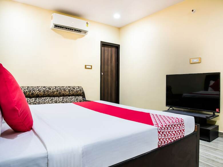 Hotel Oyo 29179 The Biztel