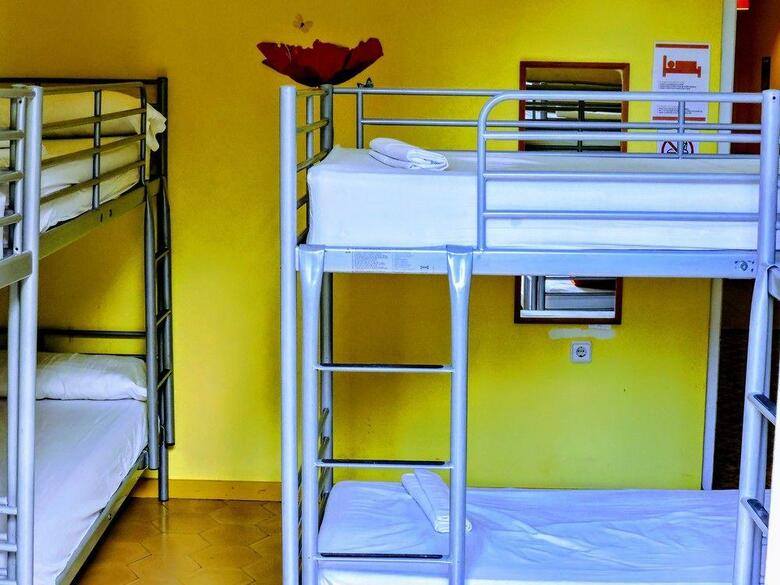 Hostal Feetup Garden House