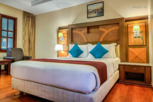 Golden Metro Hotel
