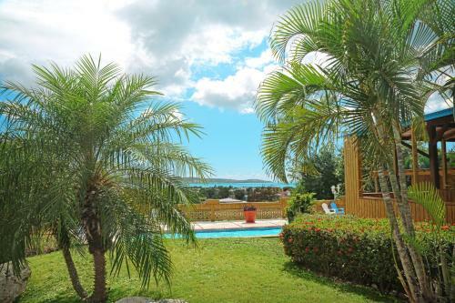 Hotel Vistas De La Bahia