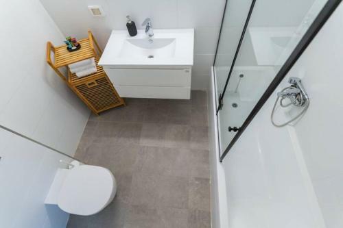 Apartamento Bright Sunny Holiday Home With Sea Views