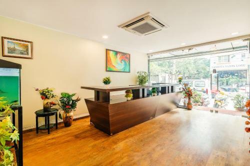 Hotel Octave Crystal Heights