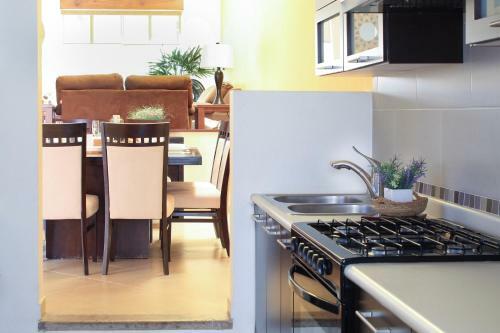 Casa Ejecutiva Excelente Ubicaci�n Moderna Acogedora Y Amplia