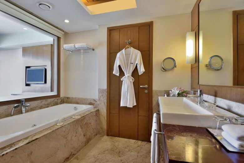 Radisson Blu Hotel, Indore