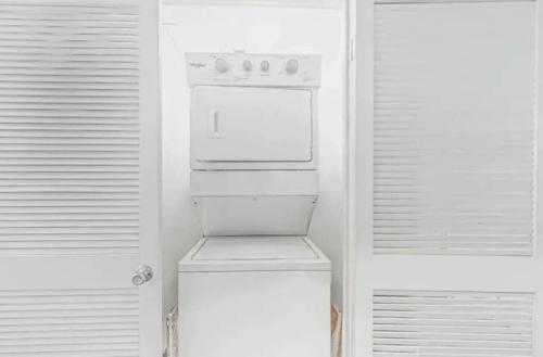 Phoenix 1 Unit 1101