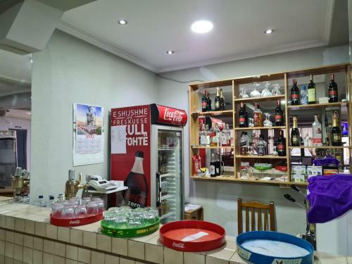 Hotel Bar Kafe Pjetri