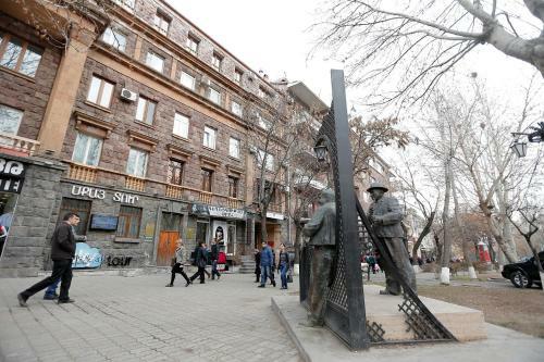 Lux Apartment On 34 Abovyan Str