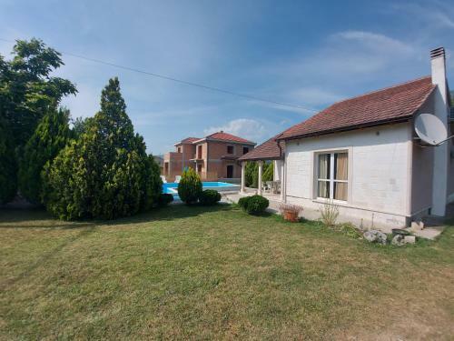 Halcon Casa