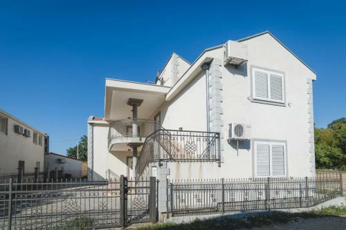 Adria Apartments Sutomore