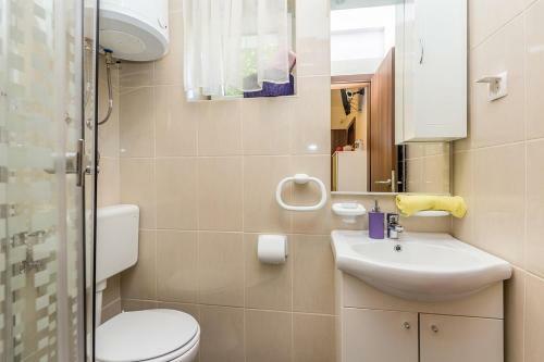 Studio Apartman U Ku?i S Bazenom