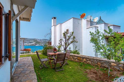 3 Br Villa With A Lovely Garden Gundog?an