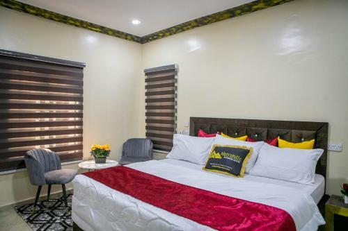 Apartamento Metrohills Business Suites